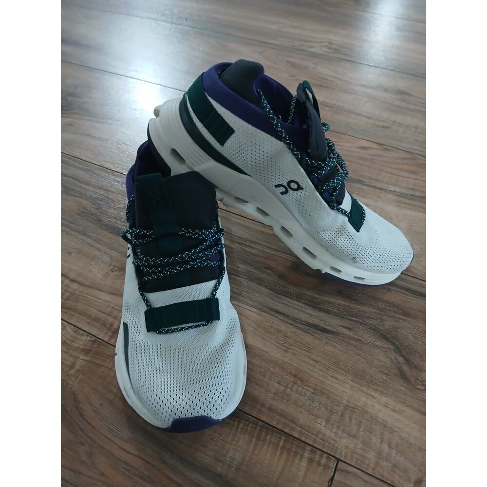 OC On Cloud Sneakers Womens 9 Running